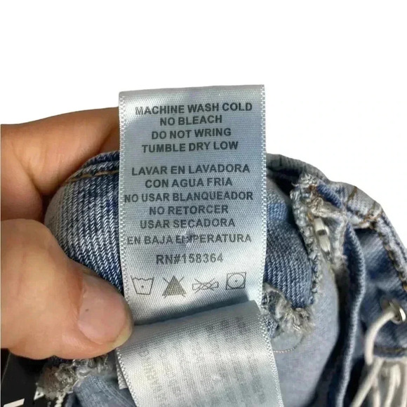 Fashion Nova NWT jean skirt size medium - Picture 4 of 6